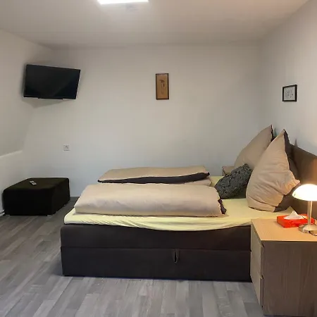 게스트하우스 Zimmervermietung Abir *