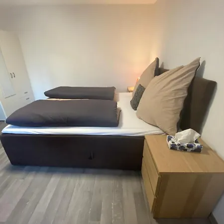 Πανσιόν Zimmervermietung Abir *