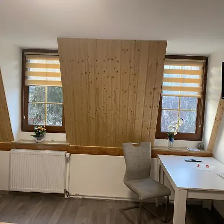 Πανσιόν Zimmervermietung Abir