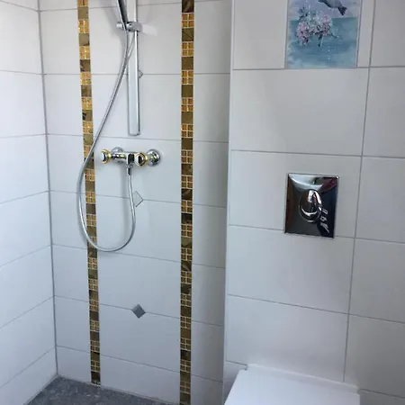 Zimmervermietung Abir Πανσιόν